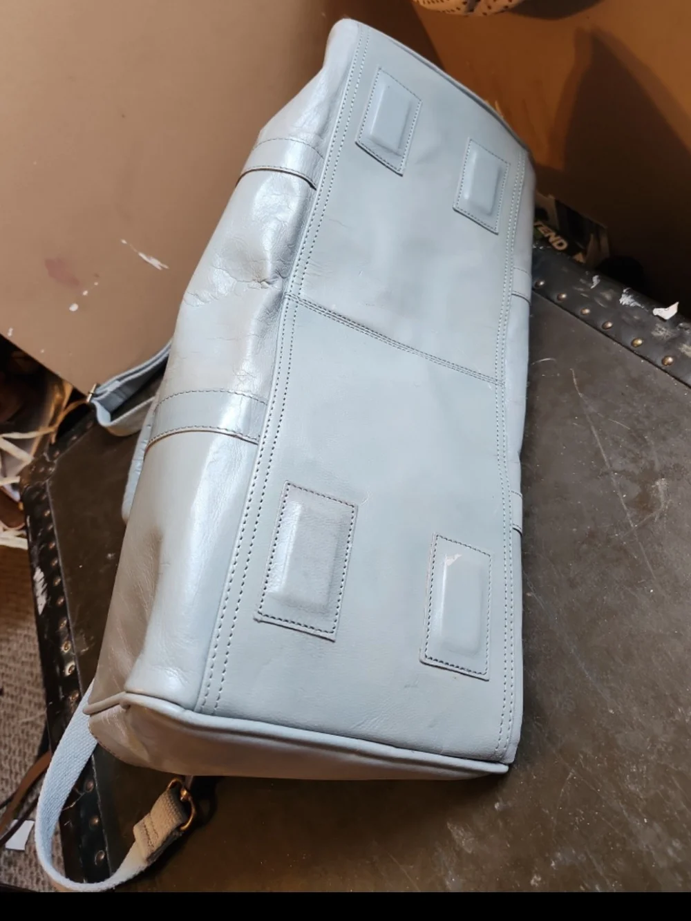 N/A stylish light
